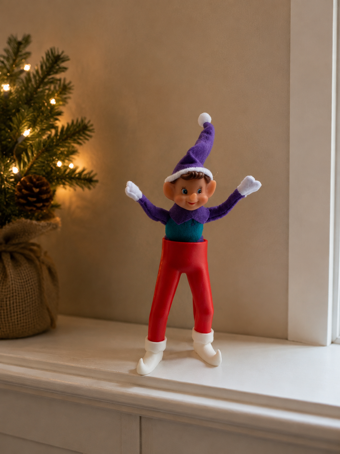 StandyPants – Standing Pants for your Christmas Elf